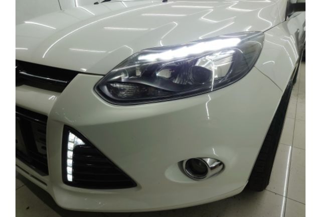 2015 Ford Focus 4D 1.6汽油運動型 認證車 便宜出清  第16張相片