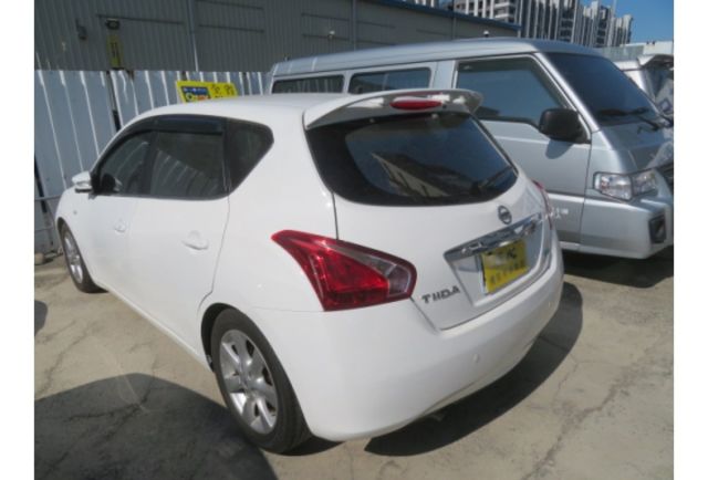 Nissan TIIDA  第3張相片