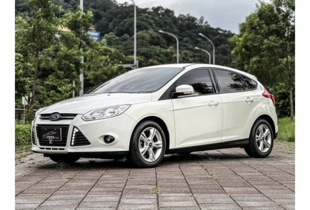 享譽車業．Goo認證報告 內裝超級漂亮 無待修 可全額貸款  第1張相片