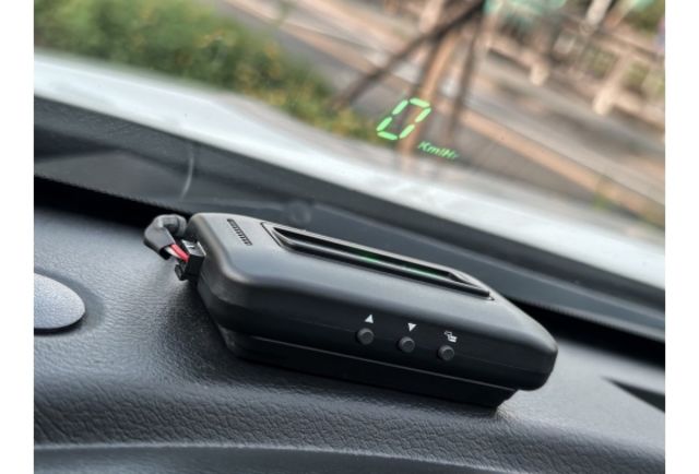 享譽車業．只跑兩萬公里 盲點偵測 車道偏離警示 車道變換輔助 配備齊全 高CP值  第17張相片