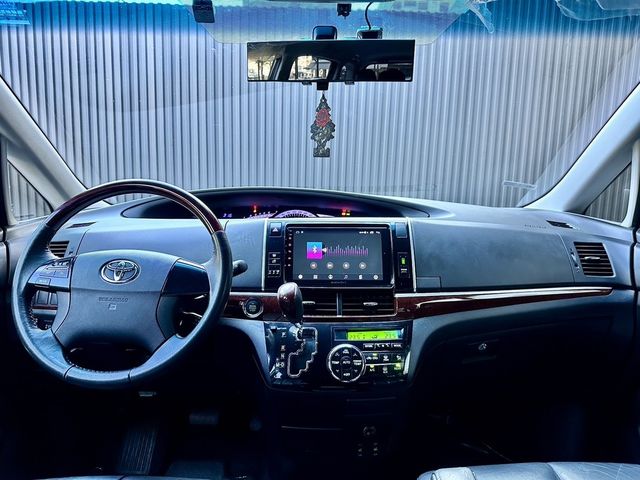TOYOTA豐田 PREVIA  第3張相片