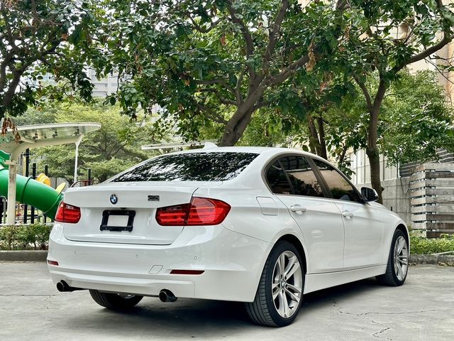BMW寶馬 316I  第2張相片