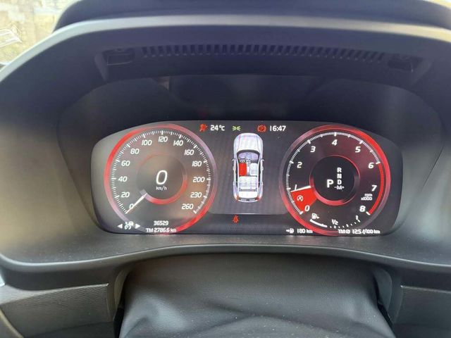 VOLVO富豪 XC40  第3張相片