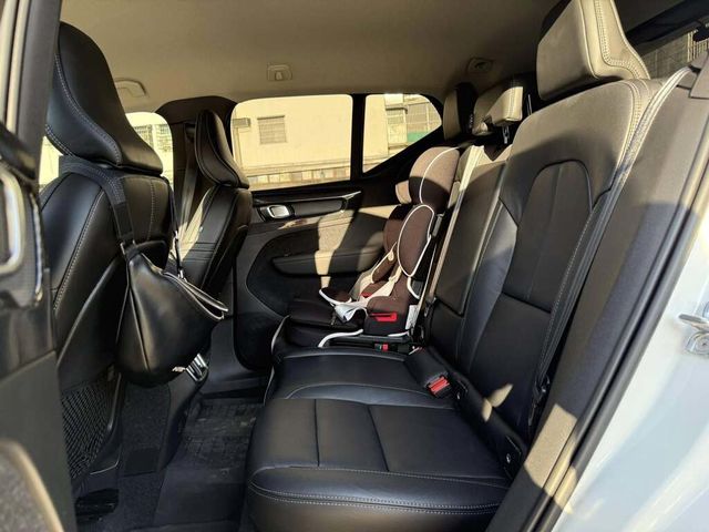 VOLVO富豪 XC40  第6張相片