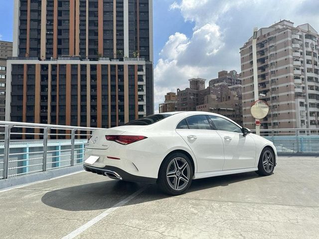 M-BENZ賓士 CLA250  第4張相片