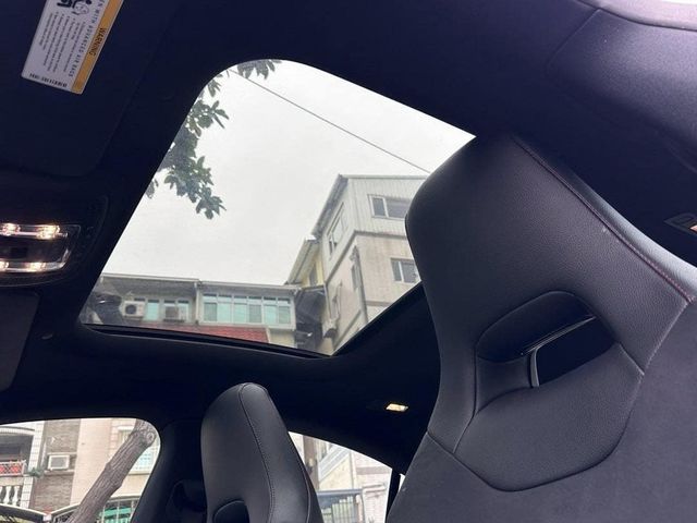 M-BENZ賓士 CLA250  第7張相片