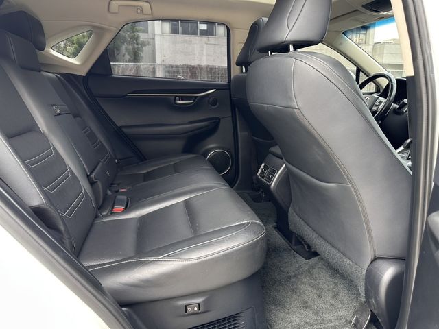 LEXUS凌志 NX200T  第15張相片