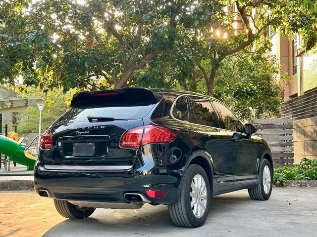 PORSCHE保時捷 CAYENNE  第4張相片