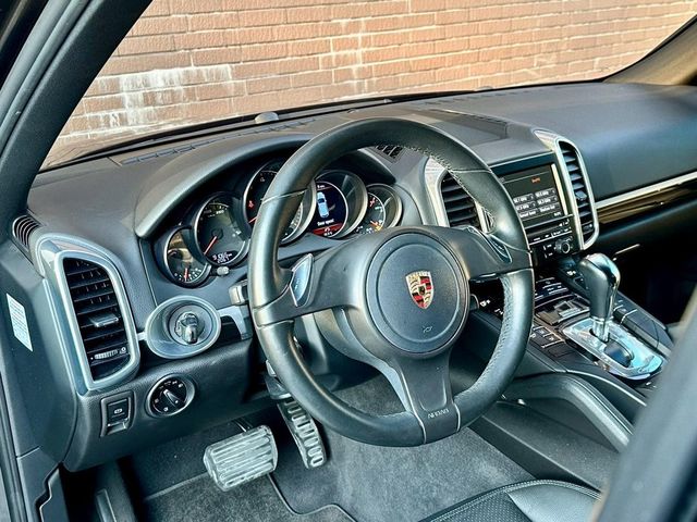 PORSCHE保時捷 CAYENNE  第10張相片