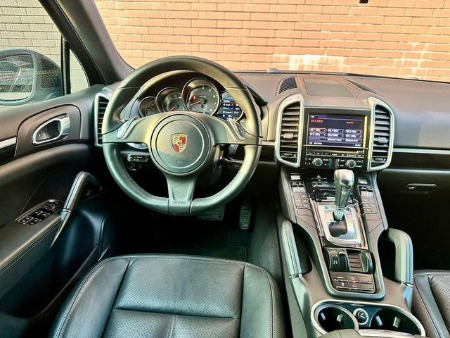 PORSCHE保時捷 CAYENNE  第12張相片