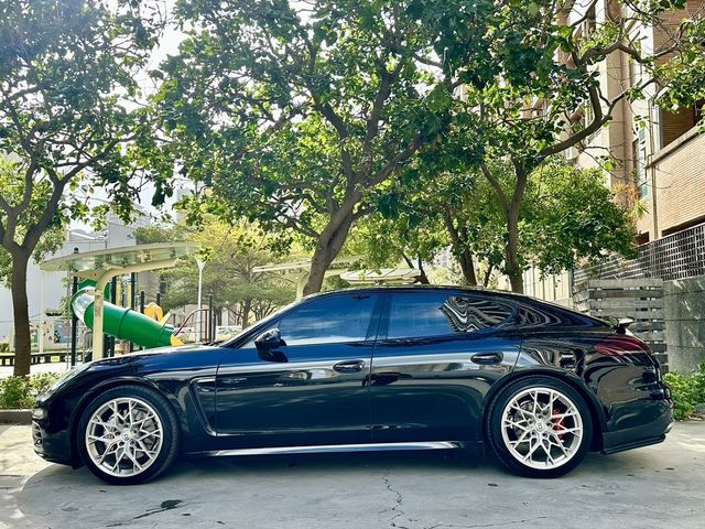 PORSCHE保時捷 PANAMERA  第6張相片