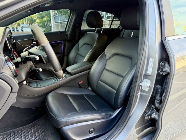 M-BENZ賓士 A180  第5張相片