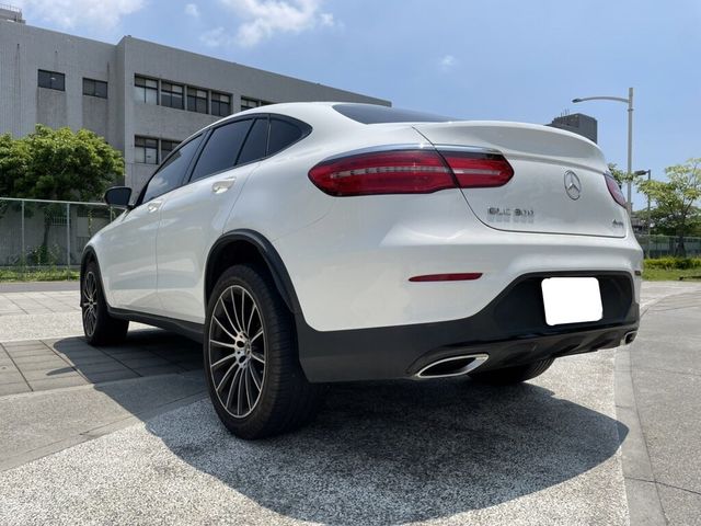 M-BENZ賓士 GLC300 AMG COUPE  第4張相片