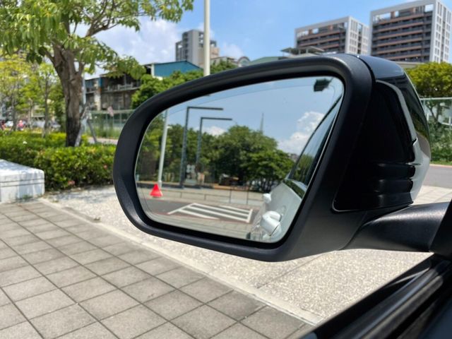 M-BENZ賓士 GLC300 AMG COUPE  第7張相片