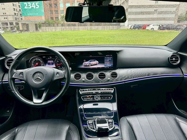 M-BENZ賓士 E300  第4張相片