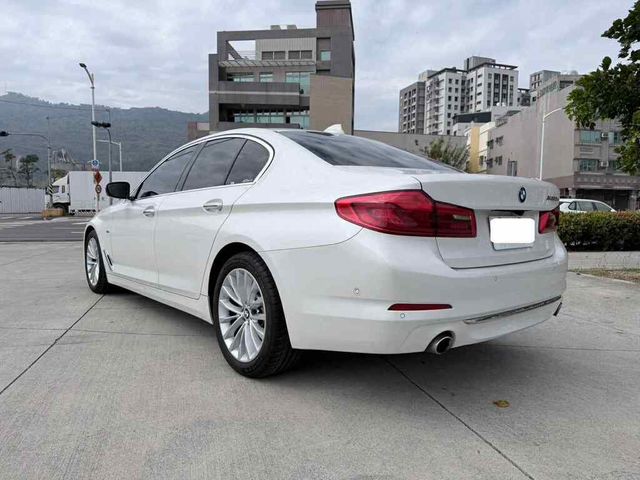 BMW寶馬 520D  第5張相片