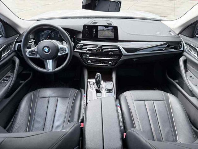BMW寶馬 520D  第9張相片