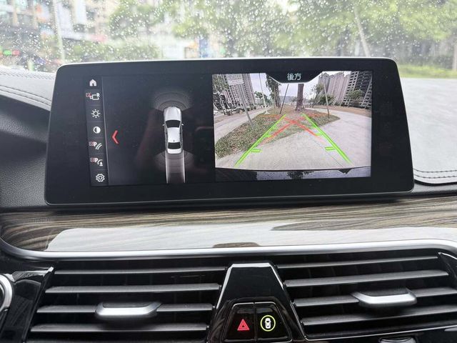 BMW寶馬 530I  第9張相片