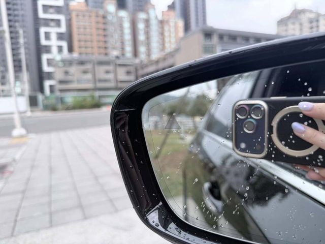 BMW寶馬 530I  第10張相片