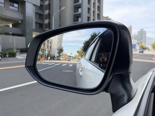 TOYOTA豐田 COROLLA CROSS HYBRID  第6張相片