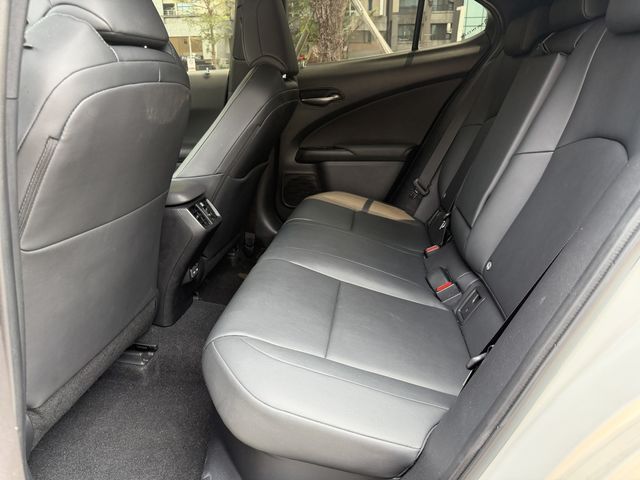 LEXUS凌志 UX250H  第8張相片