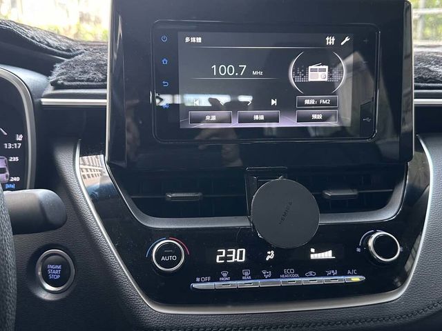 TOYOTA豐田 ALTIS  第4張相片