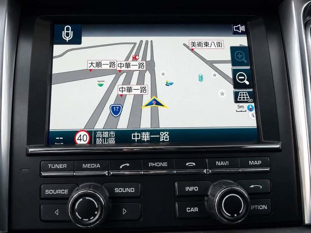 PORSCHE保時捷 MACAN  第6張相片
