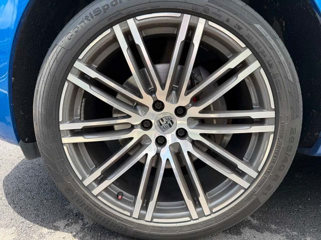 PORSCHE保時捷 MACAN  第8張相片