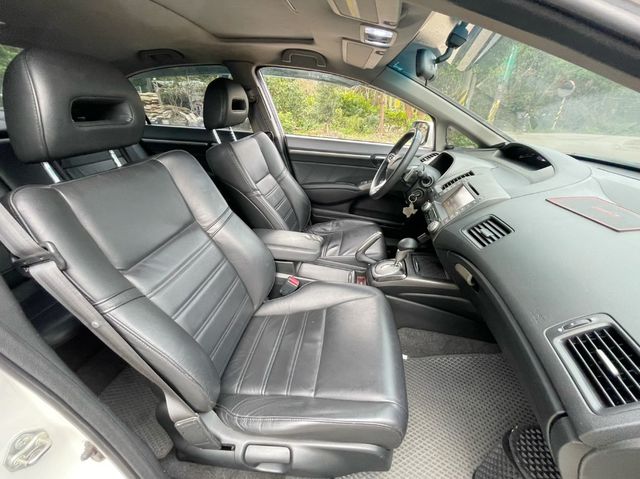 HONDA本田 CIVIC  第6張相片