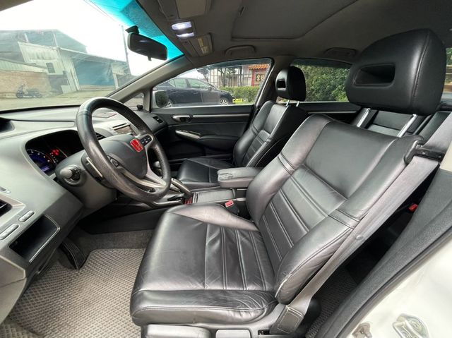 HONDA本田 CIVIC  第9張相片