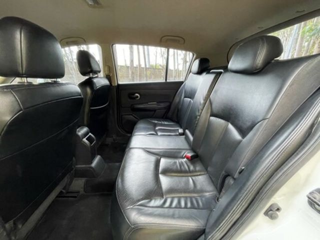 NISSAN日產 TIIDA  第3張相片