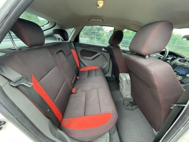 FORD福特 FOCUS  第13張相片