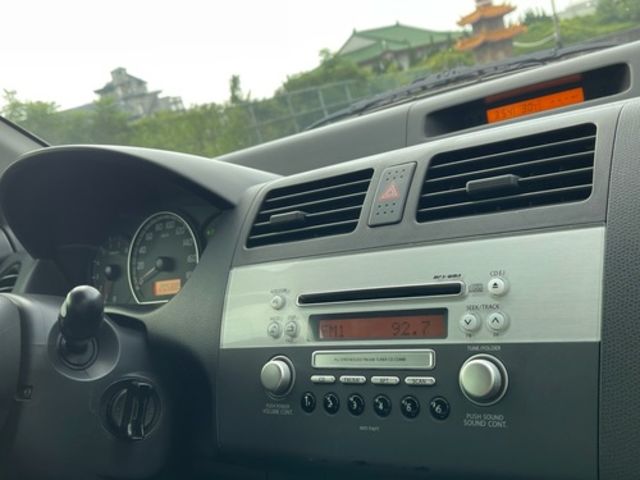 SUZUKI鈴木 SWIFT  第8張相片