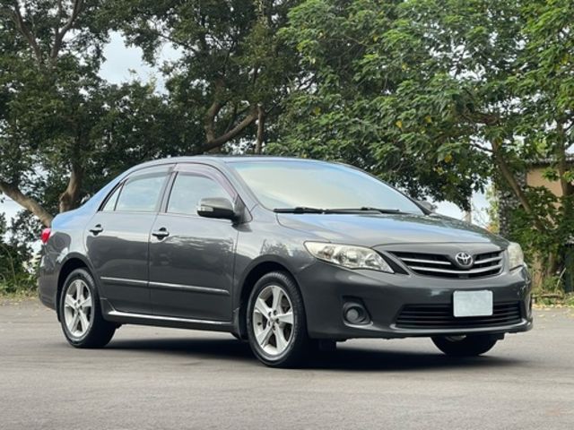 TOYOTA豐田 ALTIS  第3張相片