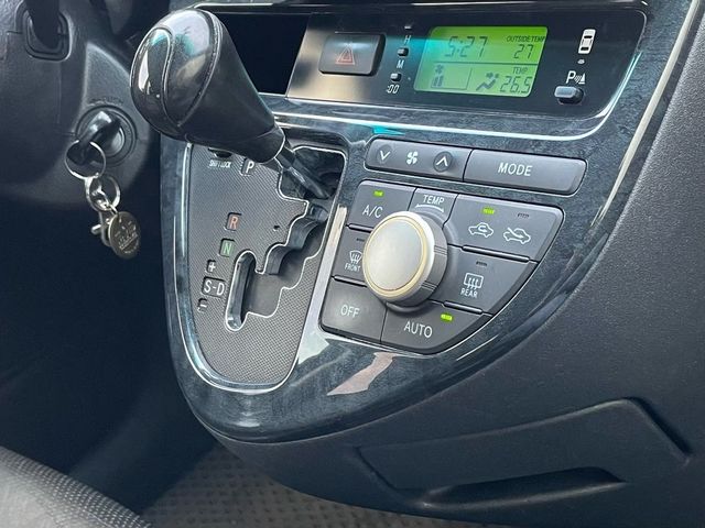 TOYOTA豐田 WISH  第9張相片