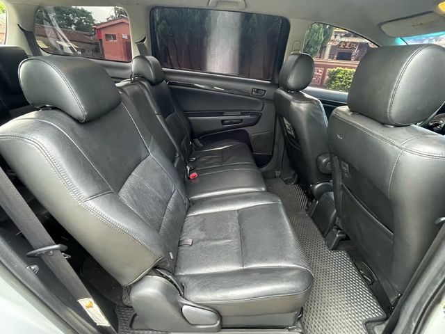 TOYOTA豐田 WISH  第14張相片