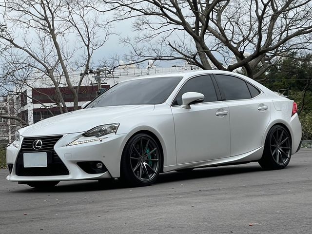 LEXUS凌志 IS200T  第1張相片