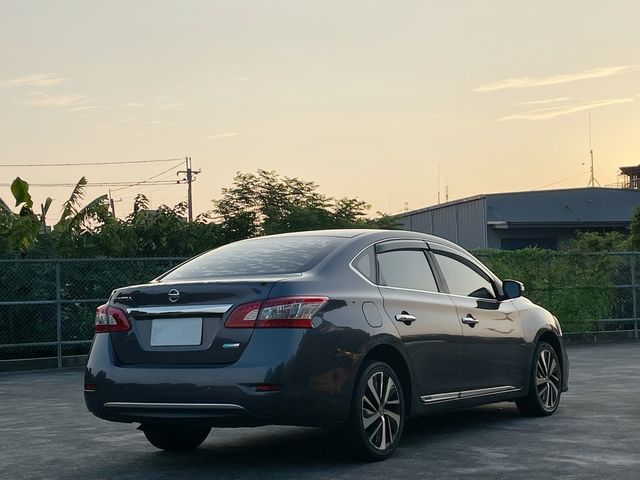 NISSAN日產 SENTRA  第3張相片