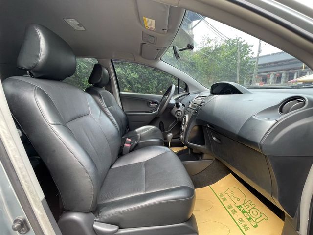TOYOTA豐田 YARIS  第14張相片