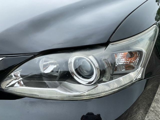 LEXUS凌志 CT200H  第14張相片
