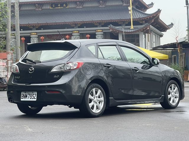 MAZDA馬自達 MAZDA 3  第2張相片
