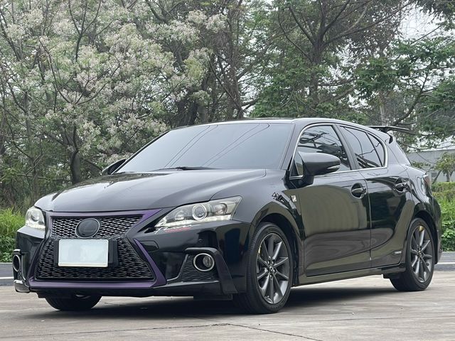 LEXUS凌志 CT200H  第1張相片