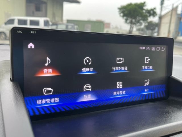 LEXUS凌志 CT200H  第12張相片