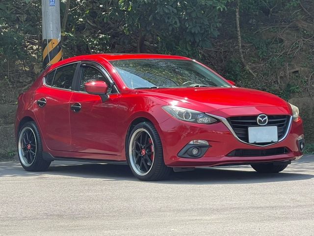 MAZDA馬自達 MAZDA 3  第3張相片