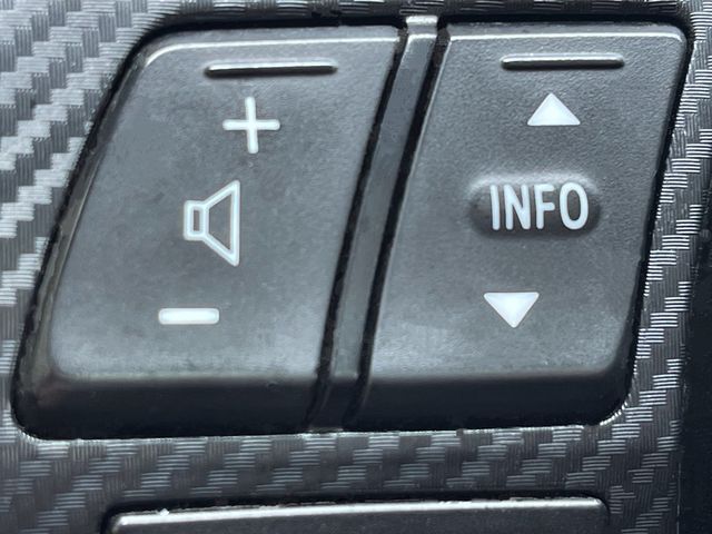 MAZDA馬自達 MAZDA 3  第8張相片