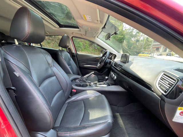 MAZDA馬自達 MAZDA 3  第17張相片