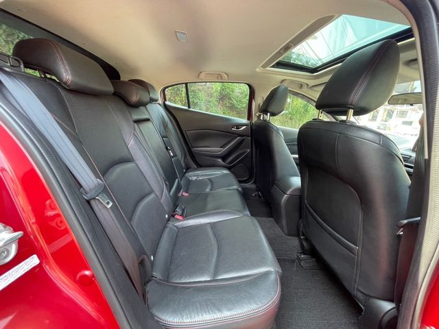 MAZDA馬自達 MAZDA 3  第18張相片
