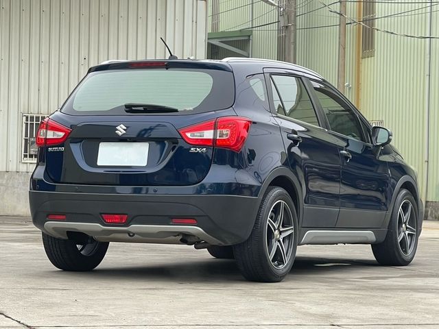 SUZUKI鈴木 SX4  第2張相片