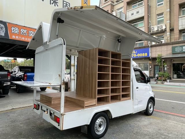 TOYOTA豐田 TOWN ACE  第2張相片