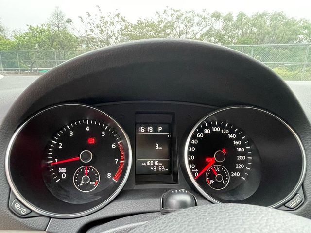 VOLKSWAGEN福斯 GOLF  第7張相片